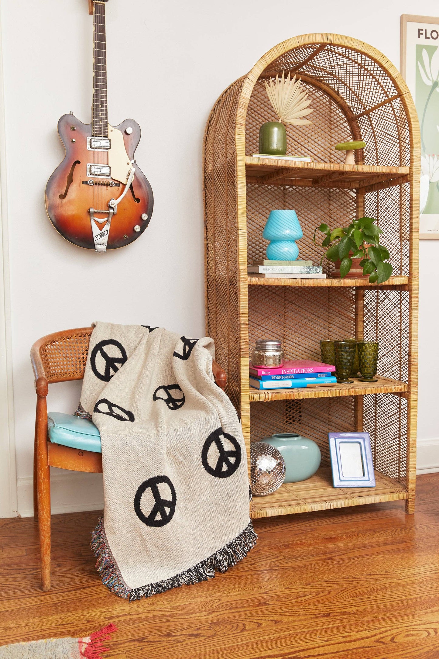 Peace Sign Throw Blanket - Black