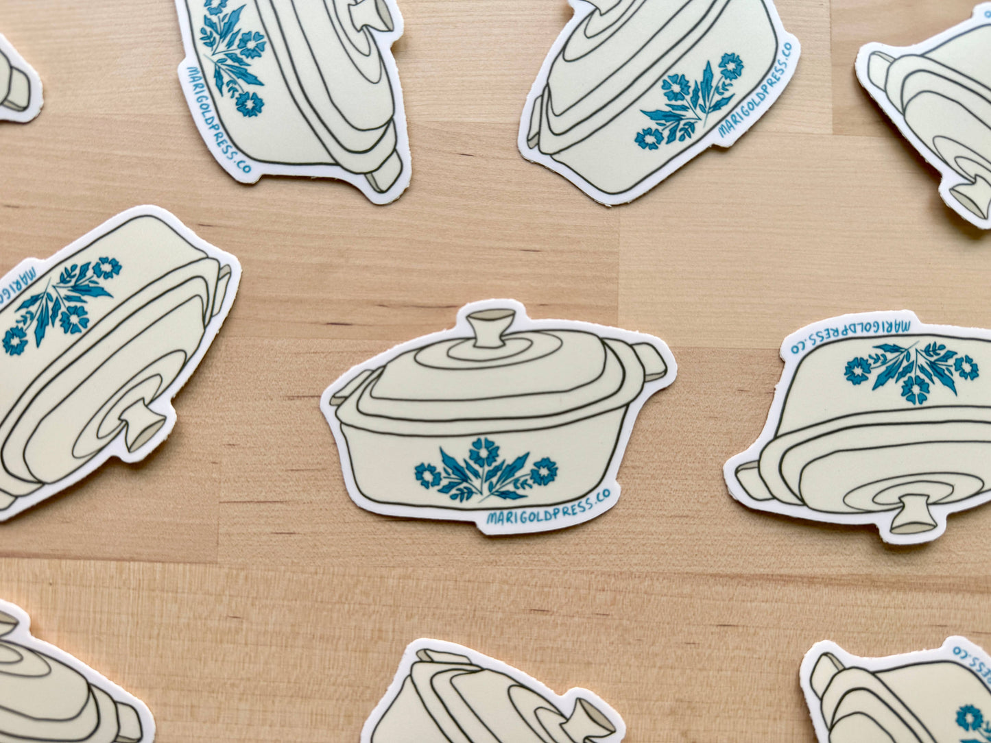 Marigold Press - Vintage Corningware/Pyrex Casserole Vinyl Sticker